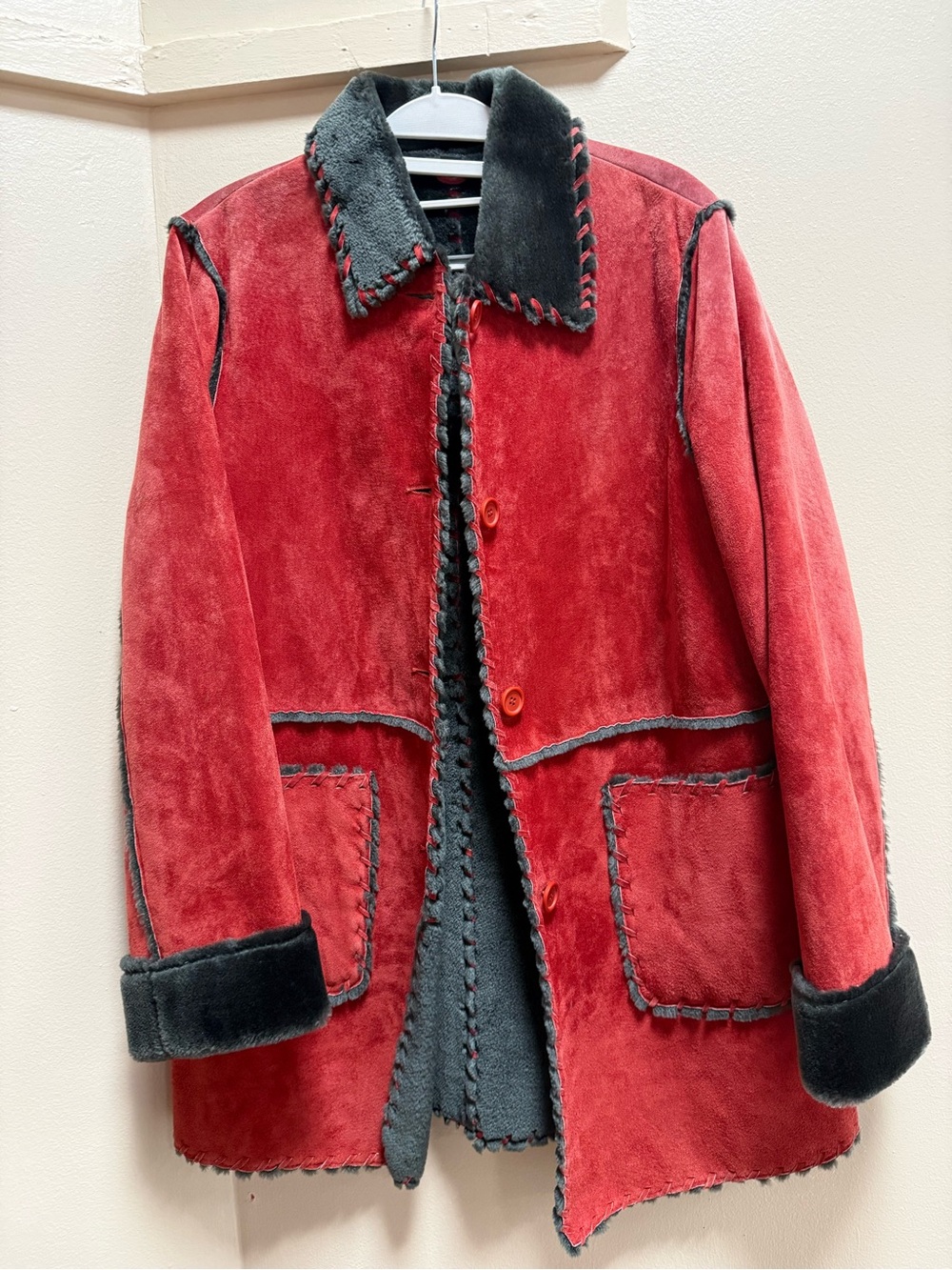 Excelled Collection Vintage Shearling Coat Red Leather Faux Fur Whipstitch Med